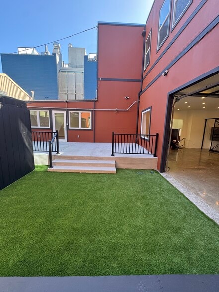 More Photos Of 135 S Park Ave, San Francisco Office For Lease