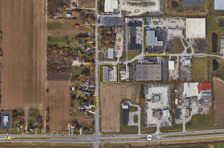 More Photos Of 6969 Commodore Dr, Walbridge Distribution For Lease