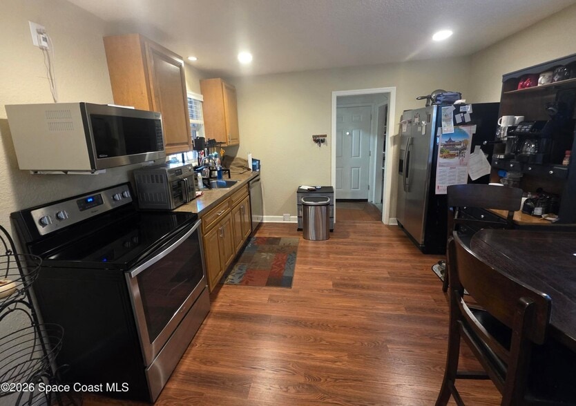 More Photos Of 2625 Garden St, Titusville Office For Sale