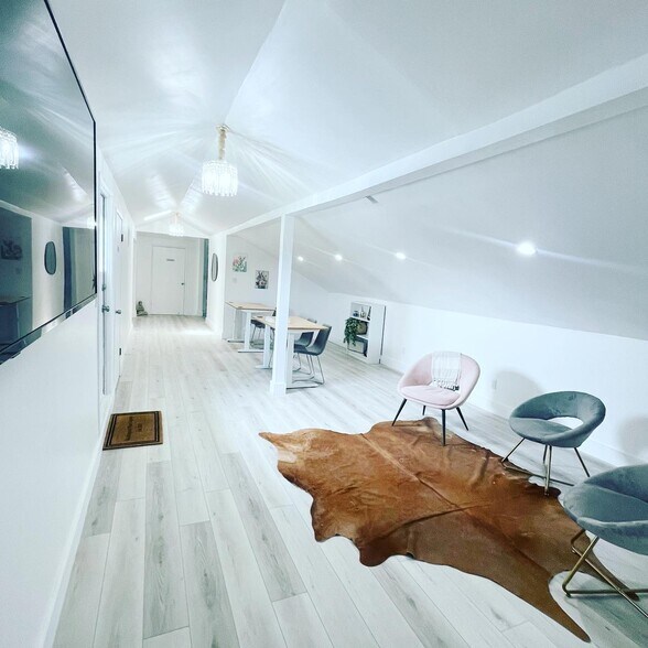 More Photos Of 11600-11610 Washington Pl, Culver City Loft Creative Space For Lease