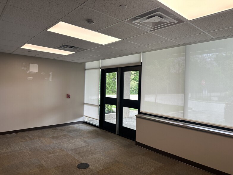 More Photos Of 3232 Henry Ave, Philadelphia Loft Creative Space For Lease