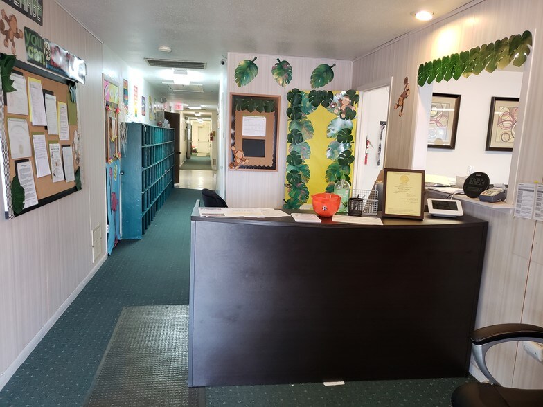 More Photos Of 1803 Kenwick Pl, Pasadena Daycare Center For Sale