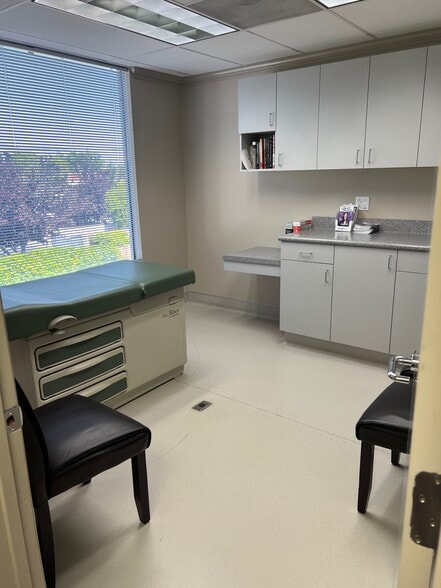 More Photos Of 2242 Camden Ave, San Jose Medical For Lease