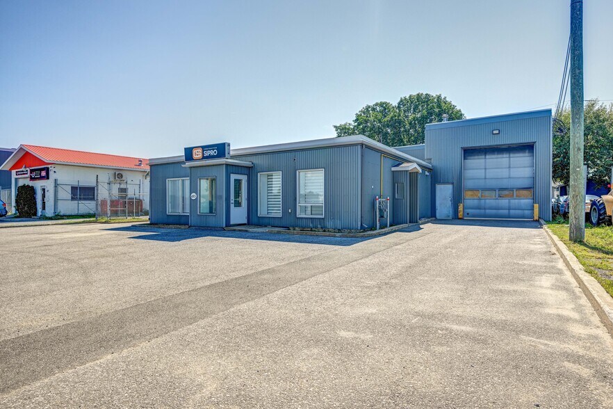 More Photos Of 485 Rue Bertrand, Trois-Rivières Industrial For Sale