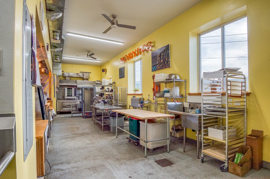 More Photos Of 206 Main St, Berlin Office For Sale