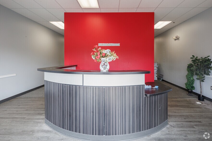 More Photos Of Hanover Pike @ Eagle Ridge Court, Hampstead Unknown For Lease