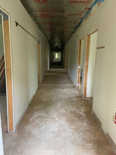 More Photos Of 117 Pace Pky, Cantonment Office For Sale