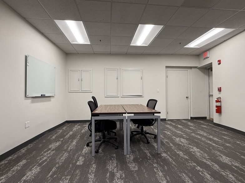 More Photos Of 554 Main St, Worcester Office For Lease