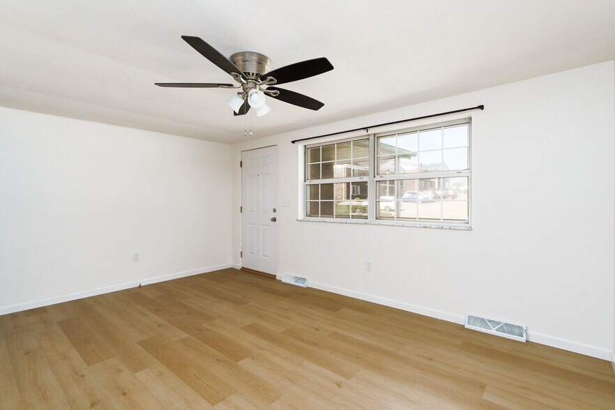 More Photos Of 210 Anderson Ln, Belleville Multifamily For Sale
