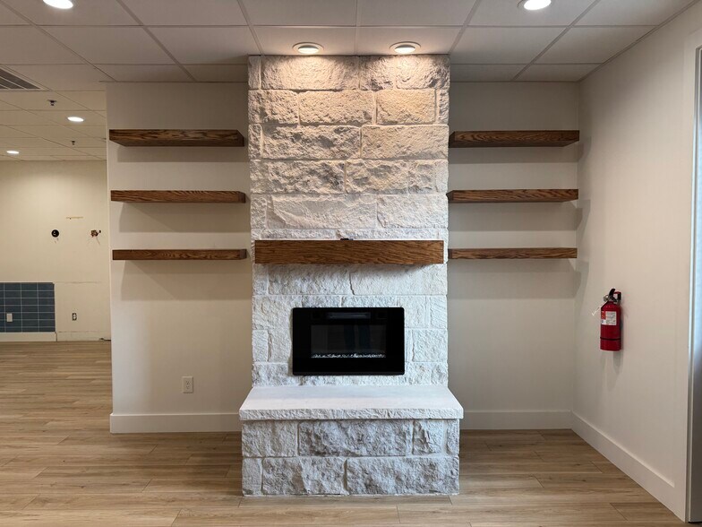 More Photos Of 2730 Virginia Pky, McKinney Medical For Sale