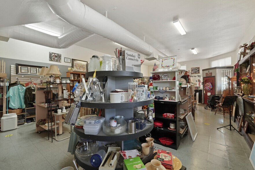 More Photos Of 2 N Main St, Lodi Storefront Retail Office For Sale