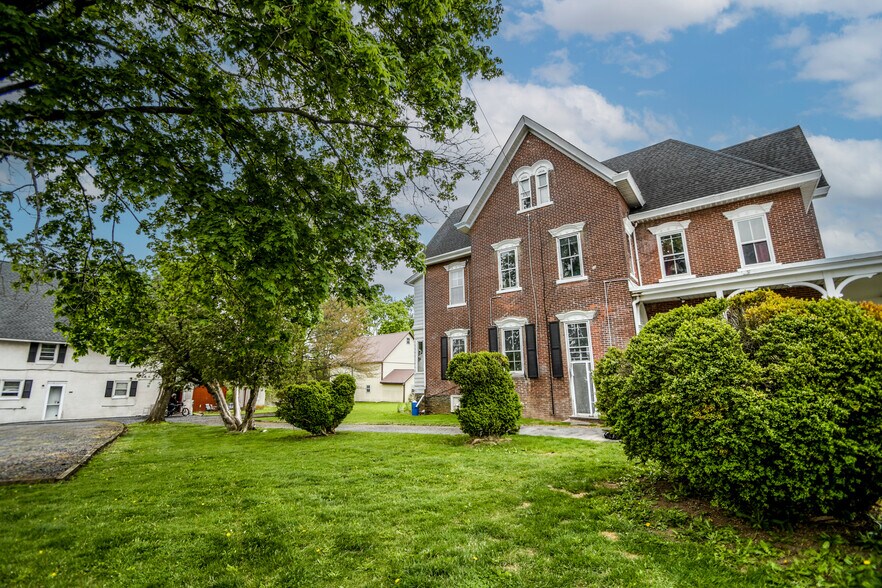 More Photos Of 1 S Main St, Richlandtown Apartments For Sale