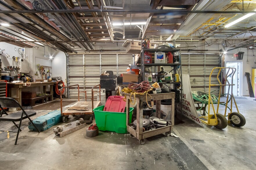 More Photos Of 3071 NW 64th Ave, Sunrise Warehouse For Sale