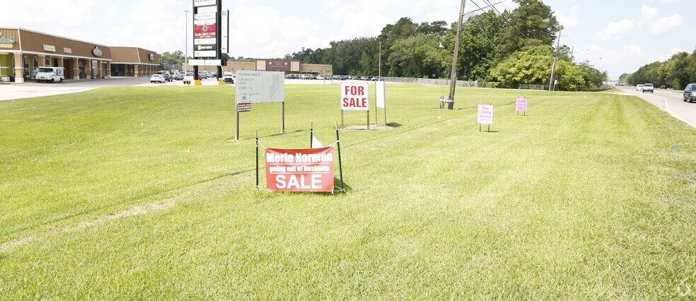 Primary Photo Of 12715 Highway 90, Luling Land For Sale