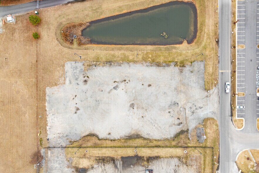 More Photos Of 6701 College Dr, Suffolk Land For Lease