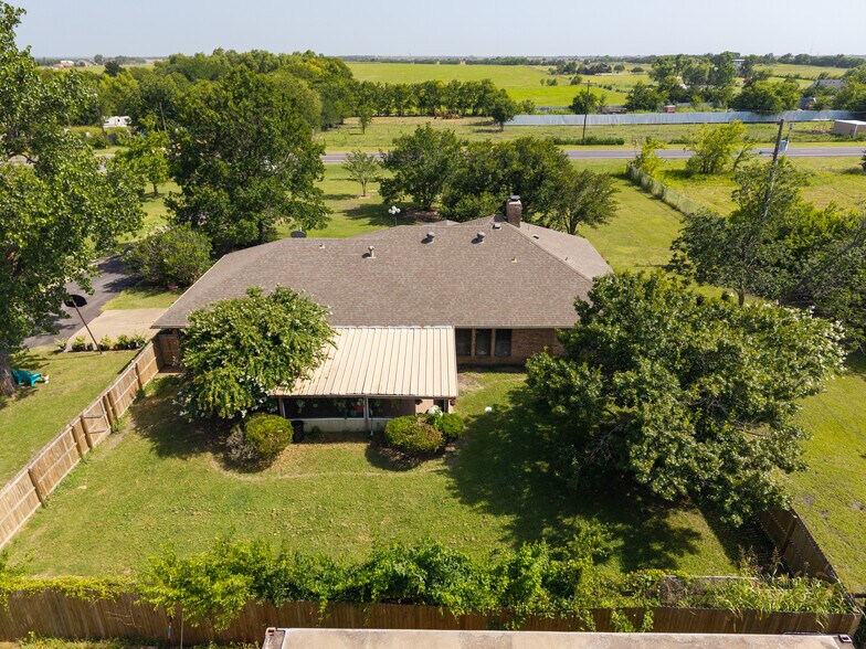 More Photos Of 5792 FM 6, Josephine Showroom For Sale