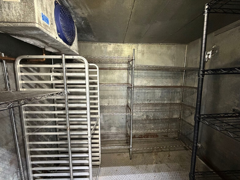 More Photos Of 340 Franklin Ave, Brooklyn Restaurant For Lease