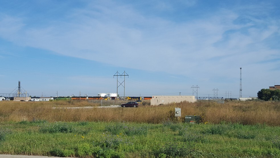 More Photos Of 6525 2nd Ave SE, Minot Land For Sale