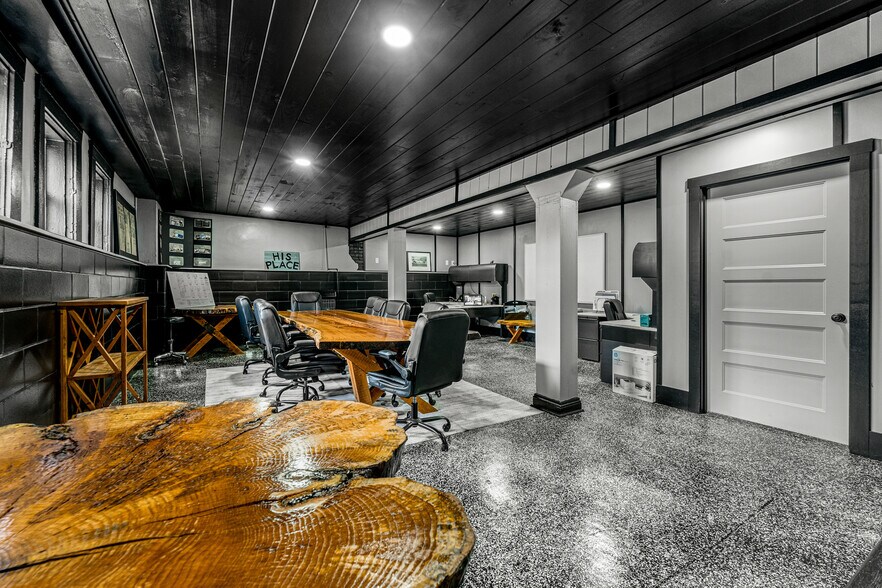 More Photos Of 908 Market St, Beaver Religious Facility For Sale