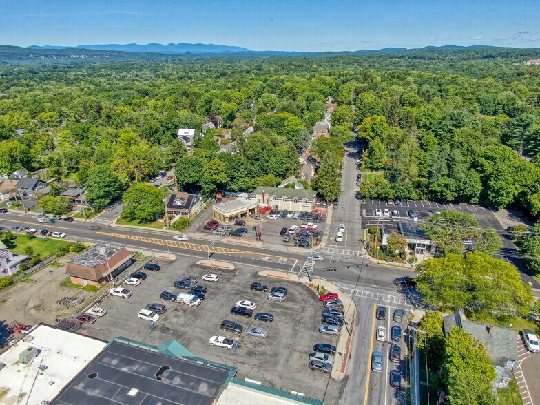 More Photos Of 185 Main St, New Paltz Auto Repair For Sale