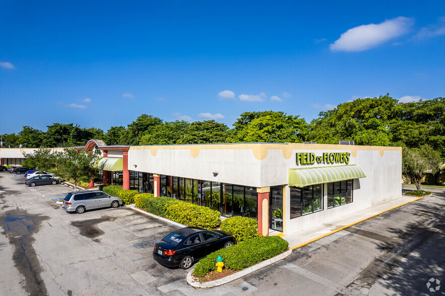 Primary Photo Of 5101-5195 S University Dr, Davie Unknown For Lease