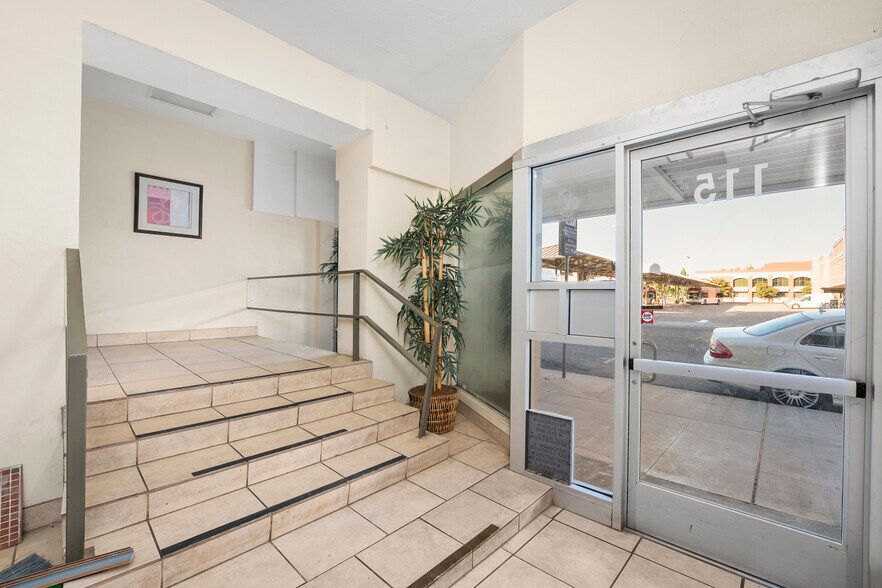 More Photos Of 347 E Weber Ave, Stockton Loft Creative Space For Sale