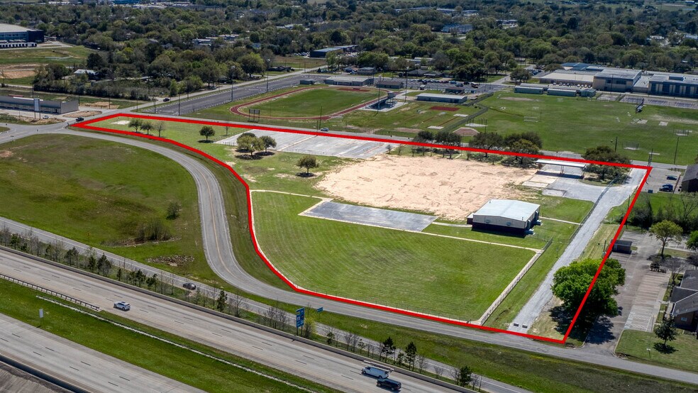 More Photos Of TBD Fields Store at 290 hwy, Waller Land For Sale