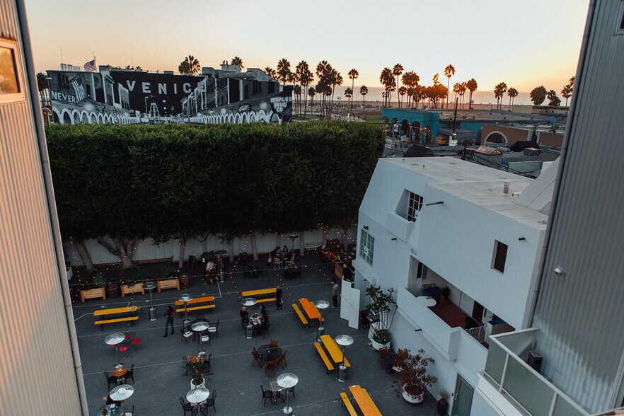 More Photos Of 57-69 Windward Ave, Venice Office For Lease