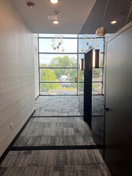 More Photos Of 324 South Ave, Westfield Medical For Lease