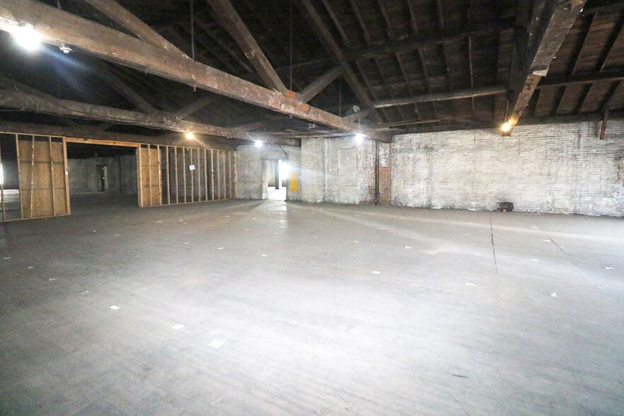 More Photos Of 312 N 7th St, Steubenville Warehouse For Sale