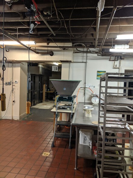 More Photos Of 192 9th St, Troy Schools For Sale