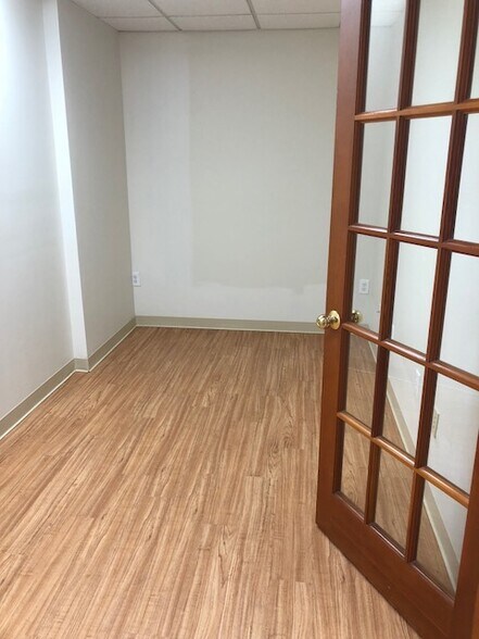 More Photos Of 3418 N Ocean Blvd, Fort Lauderdale Storefront Retail Office For Lease