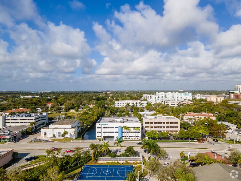 More Photos Of 955 S Federal Hwy, Fort Lauderdale Coworking Space