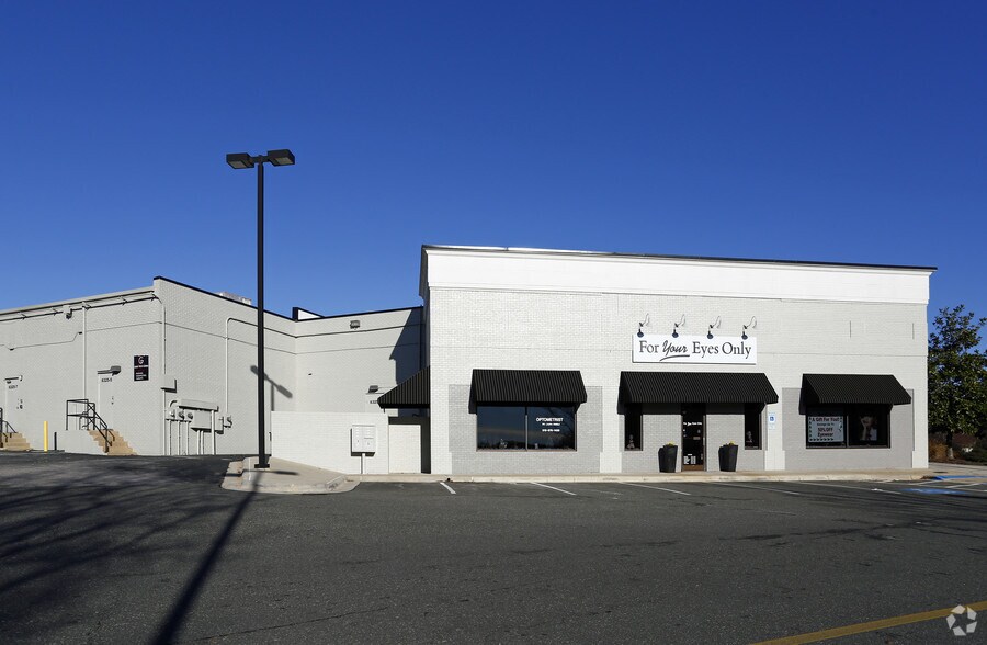 More Photos Of 6325 Falls of Neuse Rd, Raleigh Supermarket For Lease