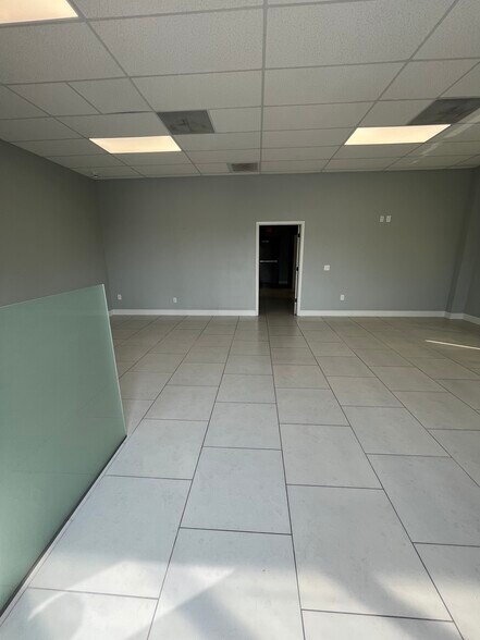 More Photos Of 4201 W Dr. Martin Luther King Jr. Blvd, Tampa Storefront Retail Office For Lease