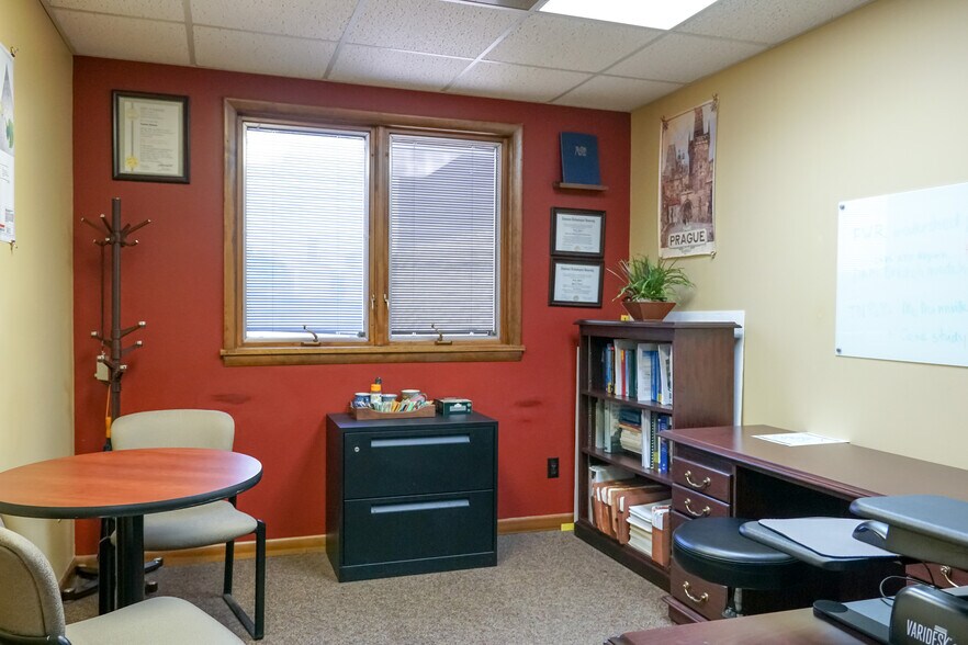 More Photos Of 1221 S Willow Ave, Cookeville Office Residential For Sale