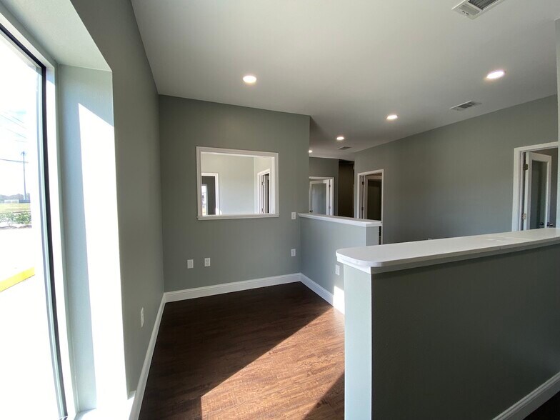 More Photos Of 5490 Washington Blvd, Beaumont Office For Lease