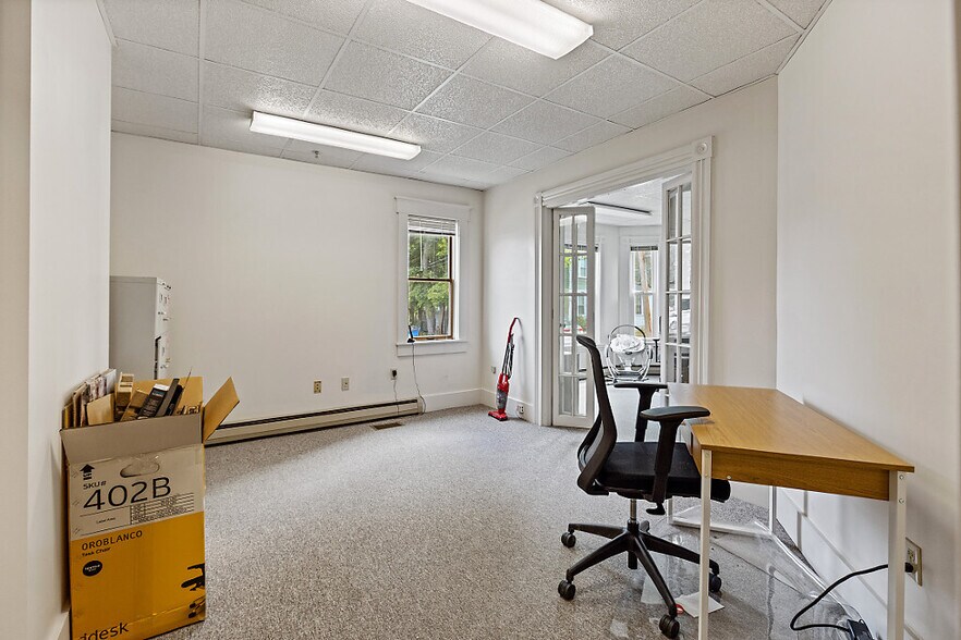 More Photos Of 323 State St, Augusta Office Residential For Sale