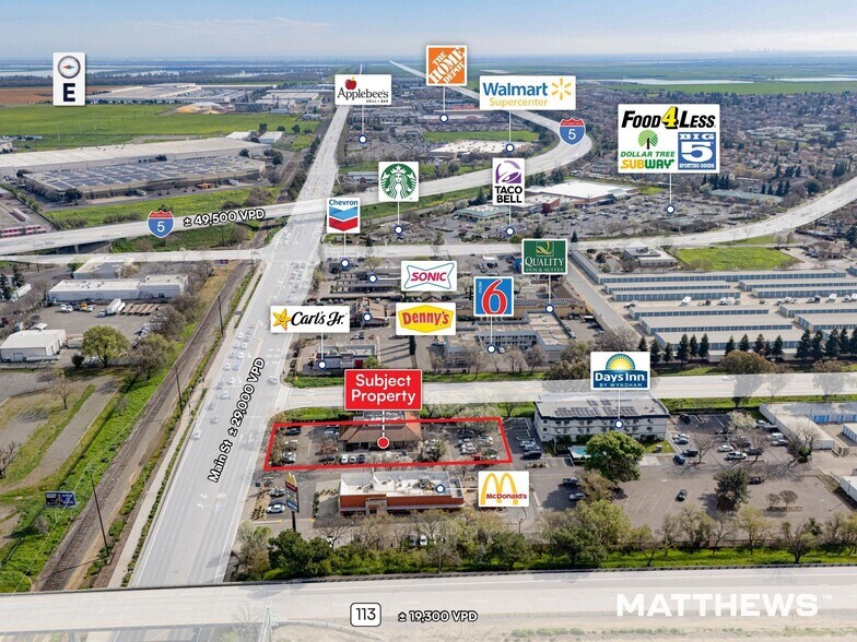 More Photos Of 1530 E Main St, Woodland Restaurant For Sale