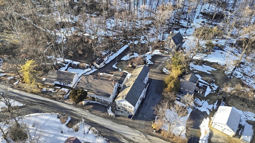 More Photos Of 106 Newport Bridge Rd, Warwick Multifamily For Sale