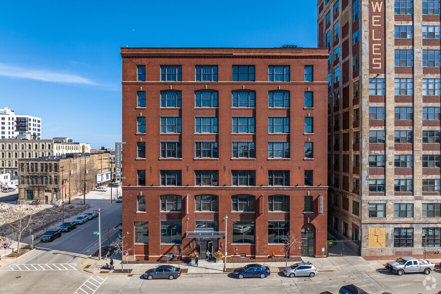 More Photos Of 247 W Freshwater Way, Milwaukee Coworking Space