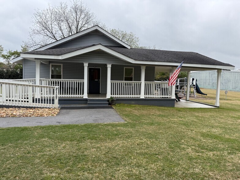 More Photos Of 2115 Anderson Rd, Greenville Daycare Center For Sale
