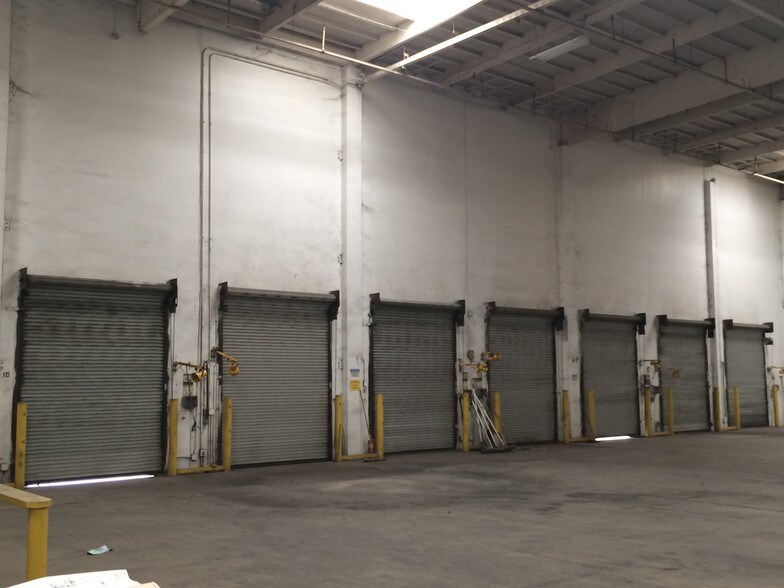 More Photos Of 201 S Cactus Ave, Rialto Manufacturing For Sale