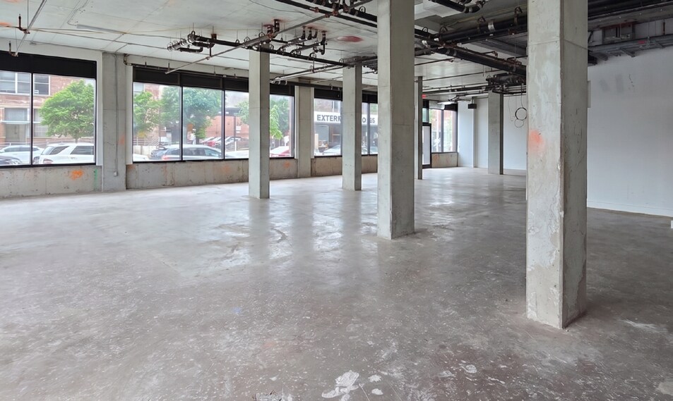More Photos Of 40 Bruckner Blvd, Bronx Apartments For Lease