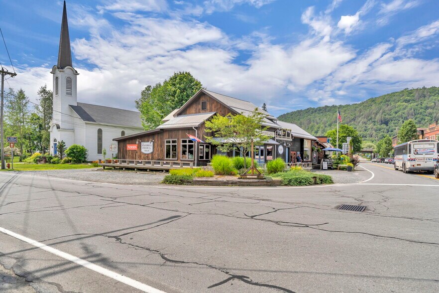 More Photos Of 1959 Old Route 17, Roscoe Storefront Retail Residential For Sale