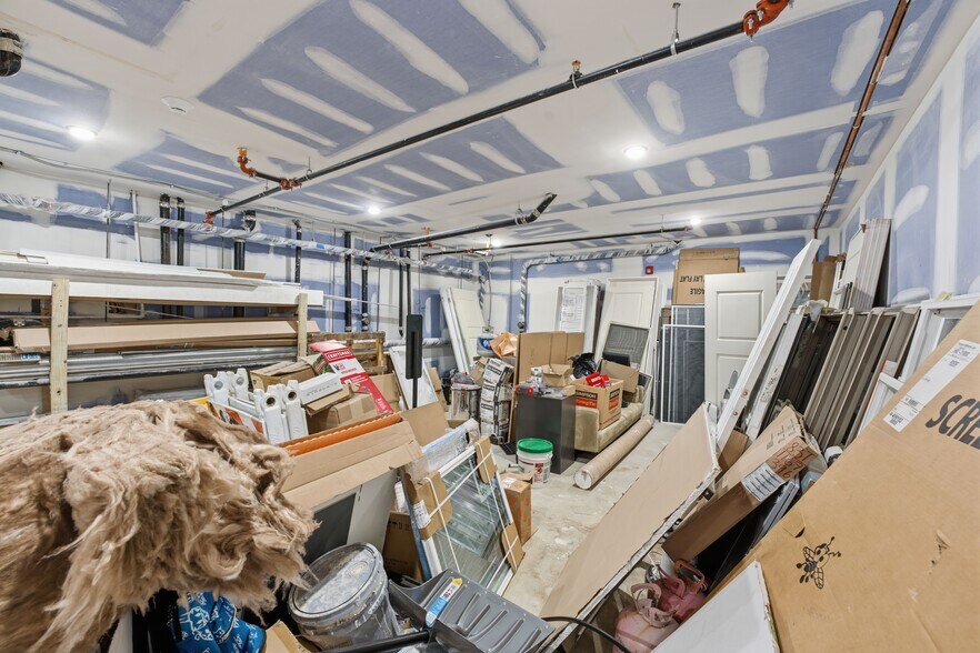 More Photos Of 2440 Kensington Ave, Philadelphia Apartments For Sale