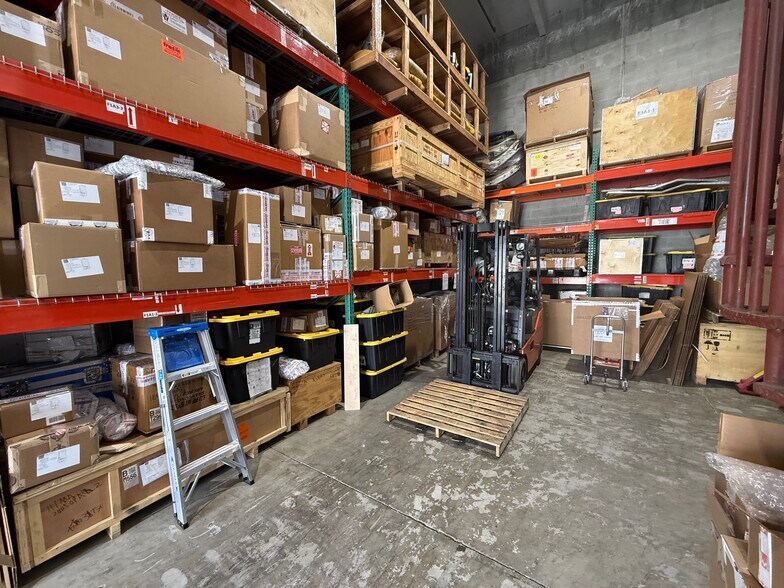 More Photos Of 2355 NW 70th Ave, Miami Warehouse For Lease
