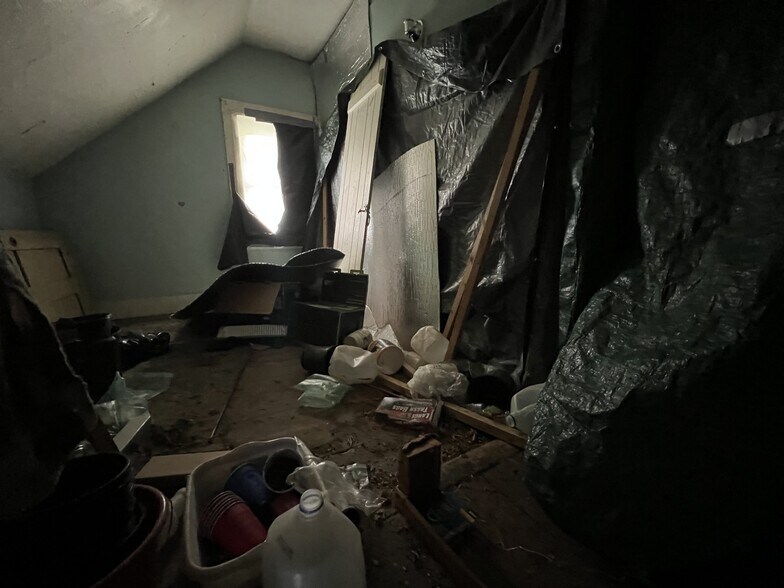 More Photos Of 271 Main St, Union Apartments For Sale