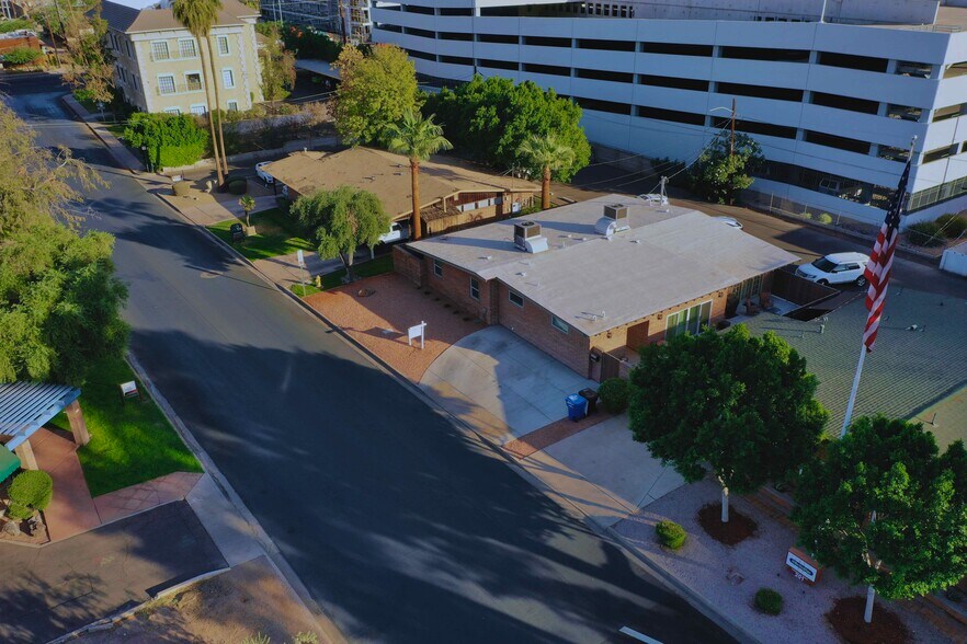 More Photos Of 207 E Monterey Way, Phoenix Office Residential For Sale