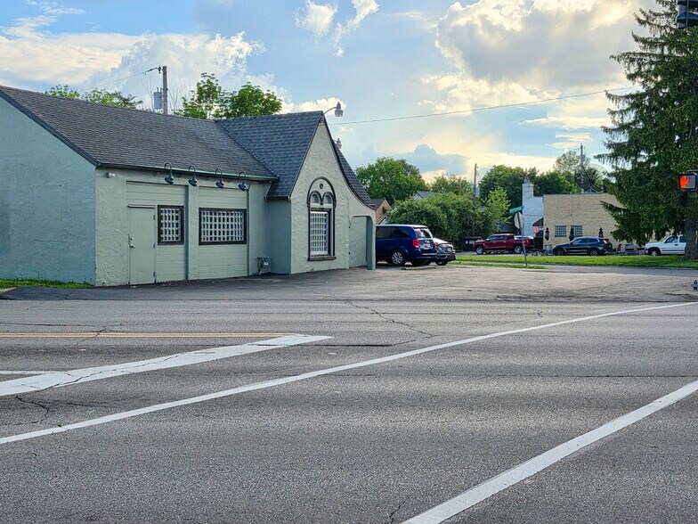 More Photos Of 972 Patterson Rd, Dayton Freestanding For Sale